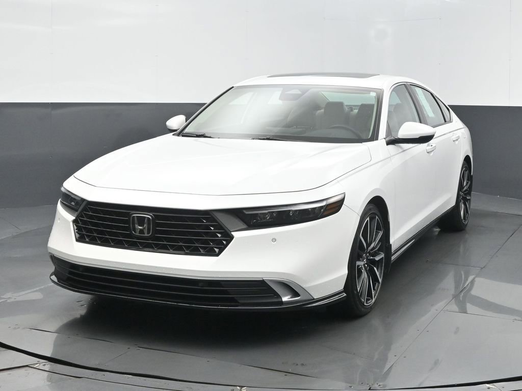 Certified 2023 Honda Accord Touring image 7