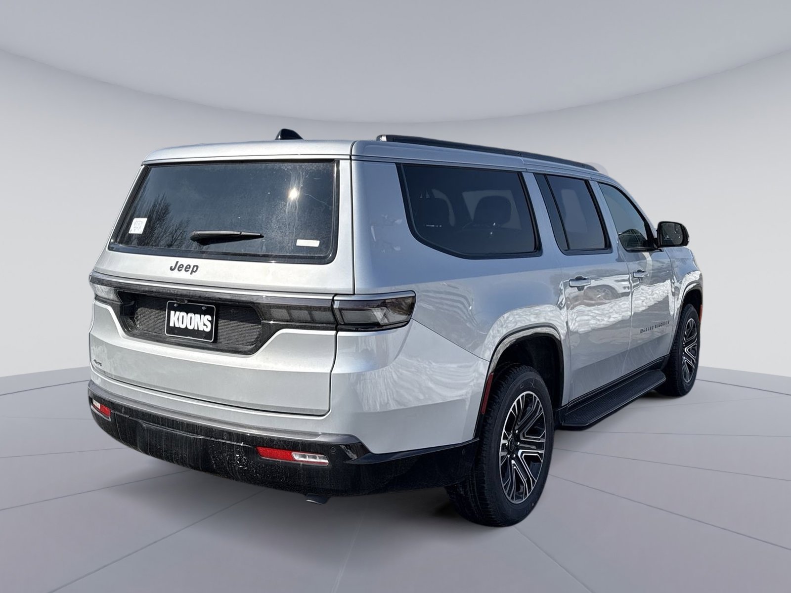 New 2026 Jeep Grand Wagoneer L 4WD w/ Premium Group I image 7