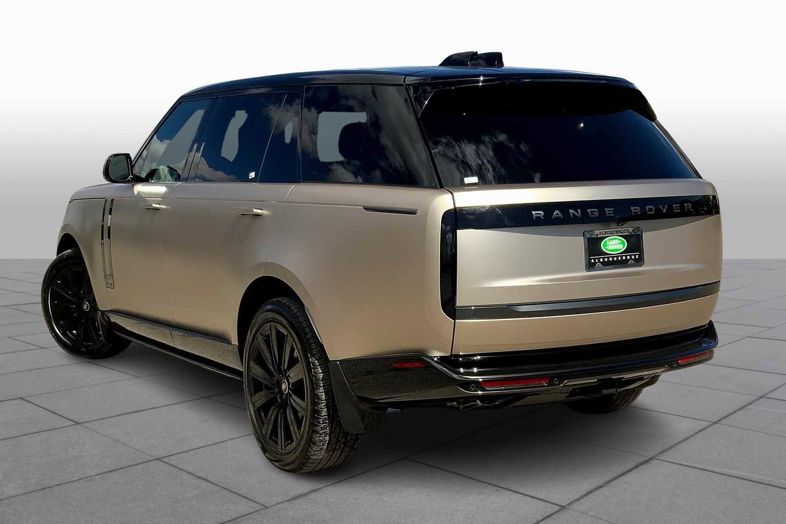 New 2025 Land Rover Range Rover Long Wheelbase Autobiography image 12