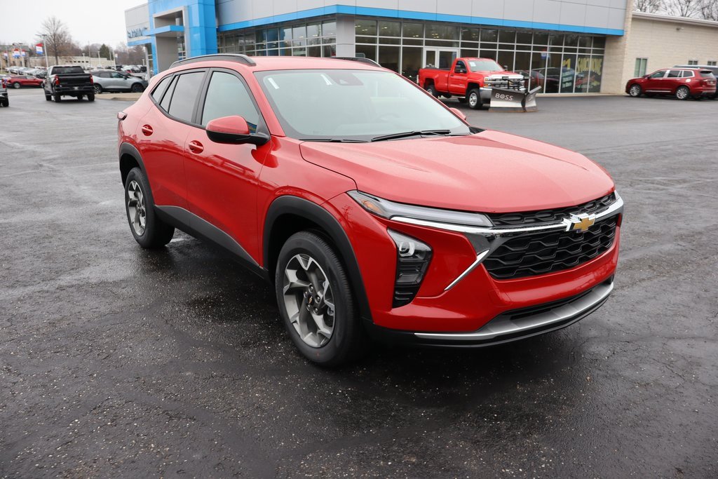 New 2026 Chevrolet Trax LT w/ LT Convenience Package image 2