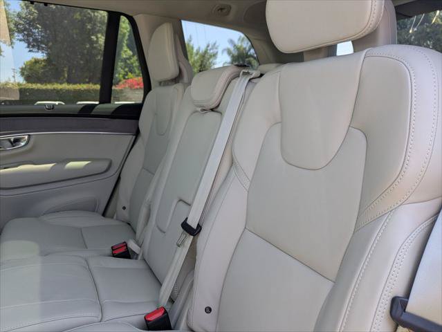 New 2026 Volvo XC90 T8 Ultra w/ Protection Package AWD/4WD image 12