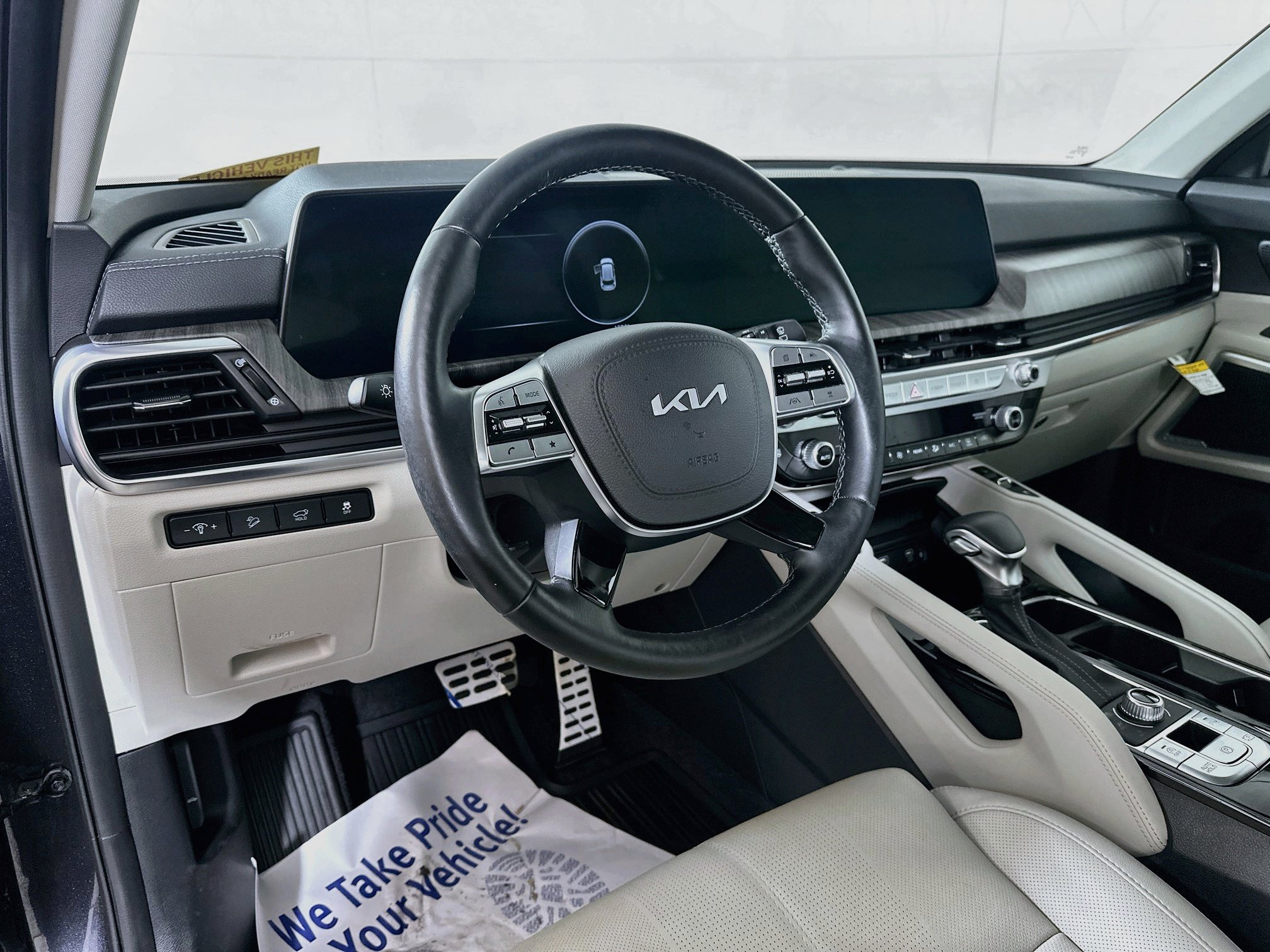Used 2025 Kia Telluride SX AWD/4WD image 9