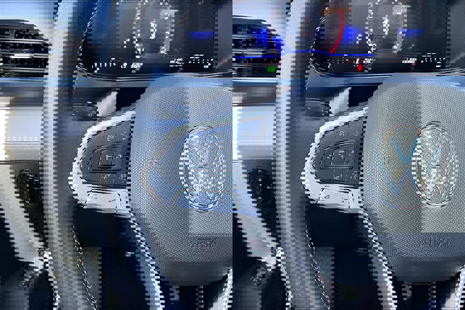 Used 2024 Volkswagen Taos SE image 24