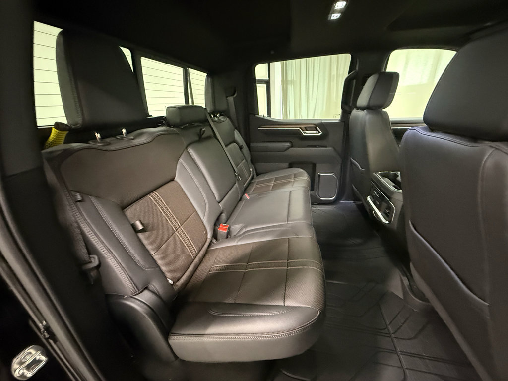 Certified 2025 Chevrolet Silverado 1500 High Country w/ High Country Premium Package AWD/4WD image 21