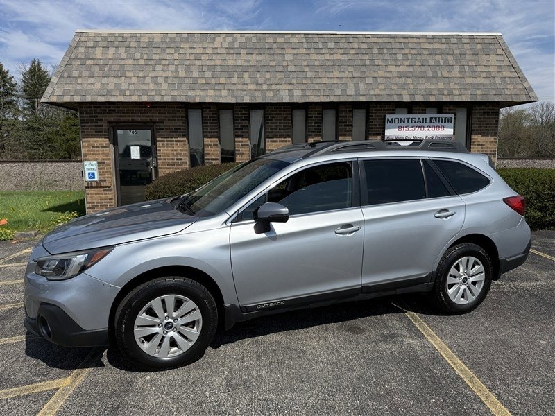 Used 2018 Subaru Outback 2.5i Premium AWD/4WD image 1