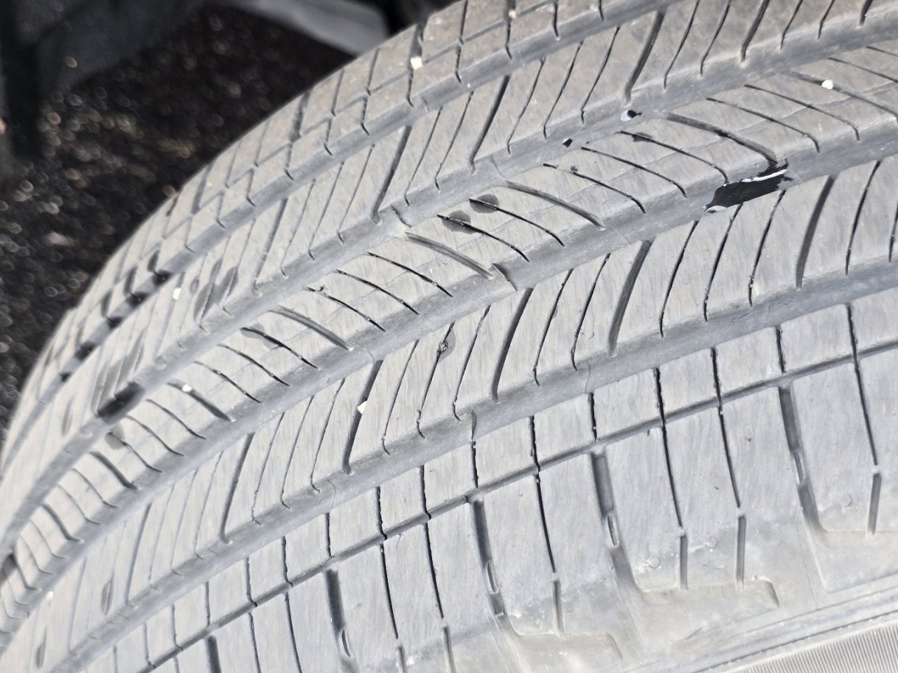 Used 2023 Toyota RAV4 LE image 10