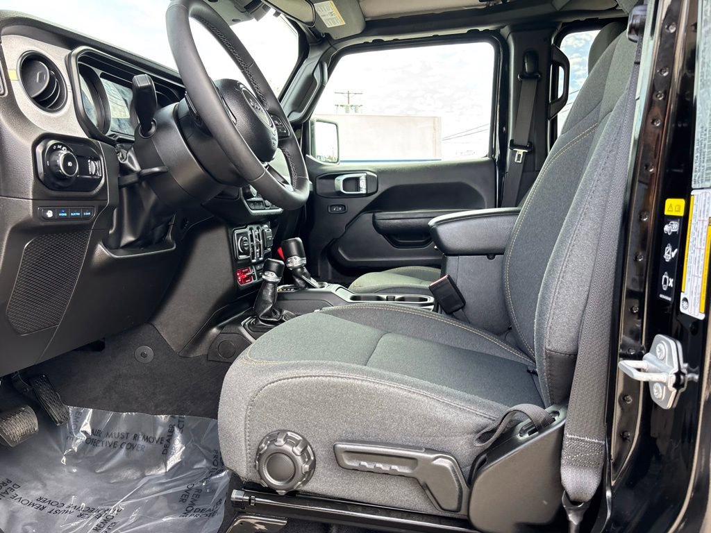 Used 2025 Jeep Wrangler Unlimited Sport S 4xe image 15