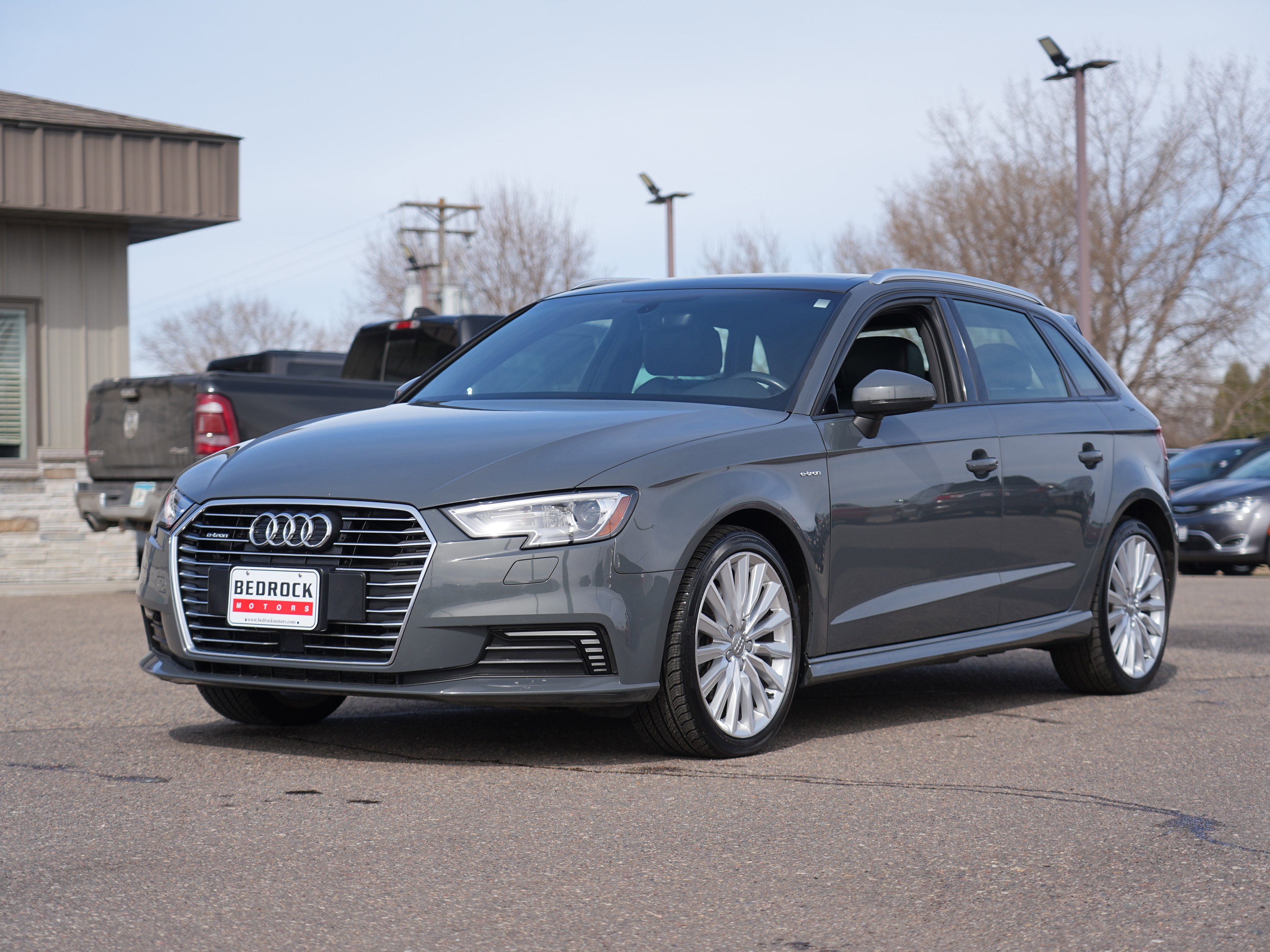 Used 2017 Audi A3 e-tron Premium w/ Sport Package FWD image 7