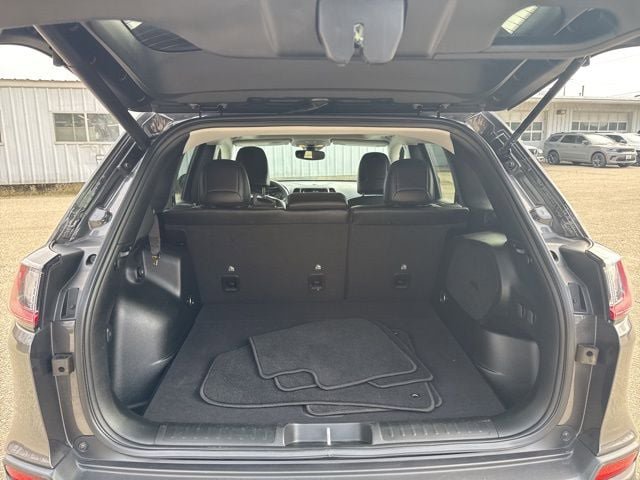 Used 2022 Jeep Cherokee Limited AWD/4WD image 28