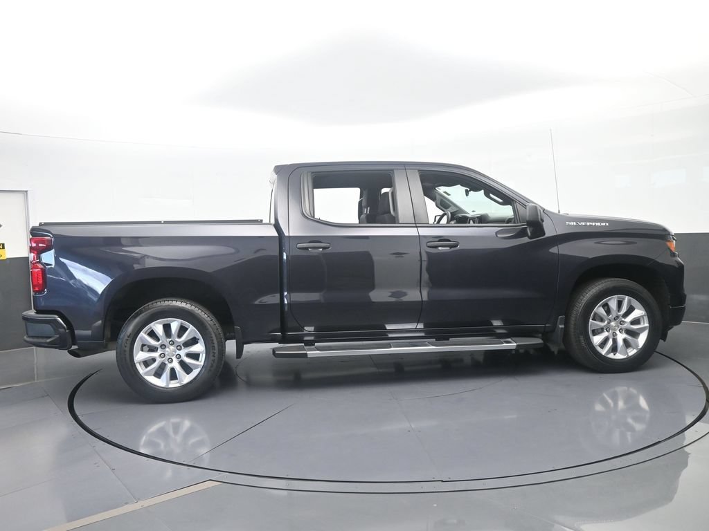 Used 2023 Chevrolet Silverado 1500 Custom RWD image 7