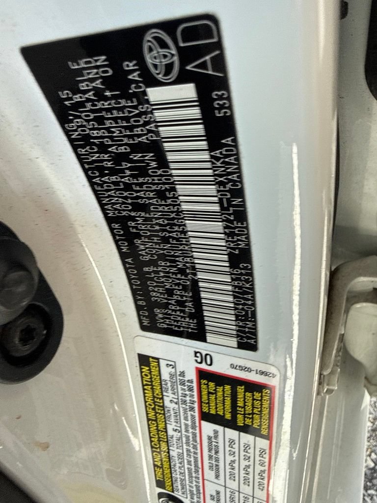 Used 2016 Toyota Corolla LE FWD image 14