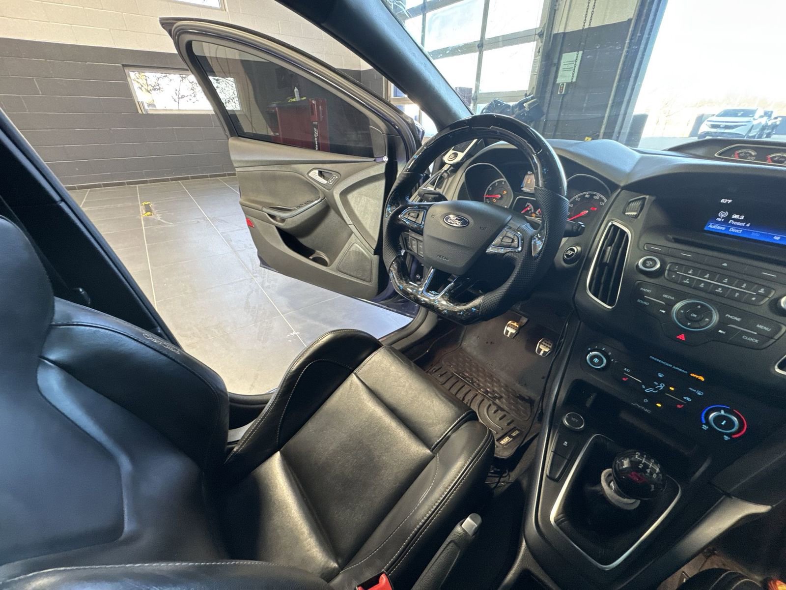 Used 2016 Ford Focus ST image 7
