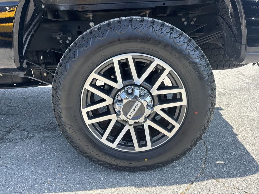 Used 2017 Ford F350 Lariat w/ Tow Technology Bundle AWD/4WD image 32