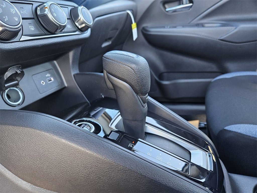 New 2025 Nissan Versa SV image 11