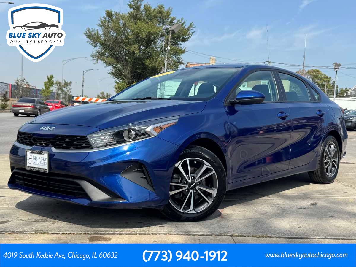Used 2022 Kia Forte LXS image 1