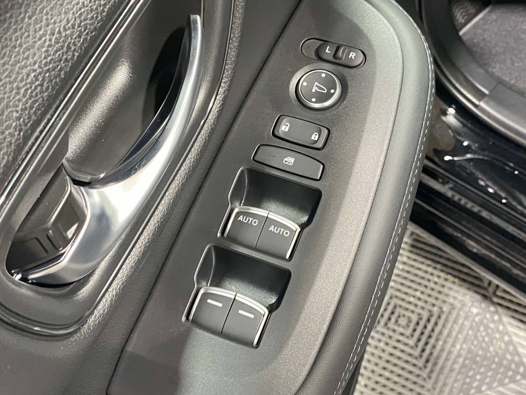 New 2027 Honda HR-V EX-L image 18