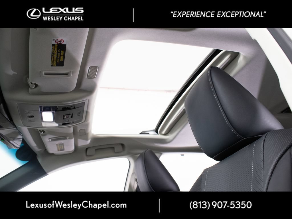 Used 2021 Lexus ES 300h Ultra Luxury w/ Accessory Package 2 FWD image 22