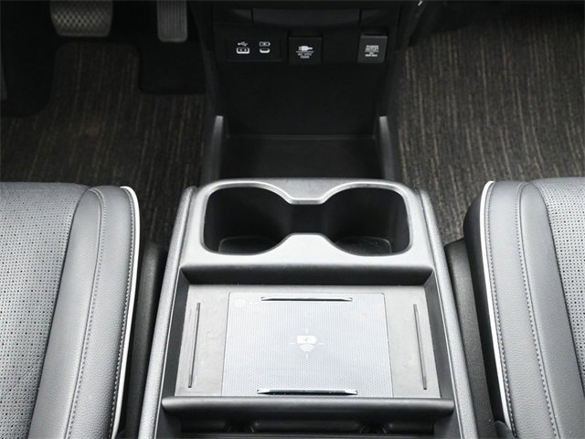 Used 2025 Honda Odyssey Elite image 24