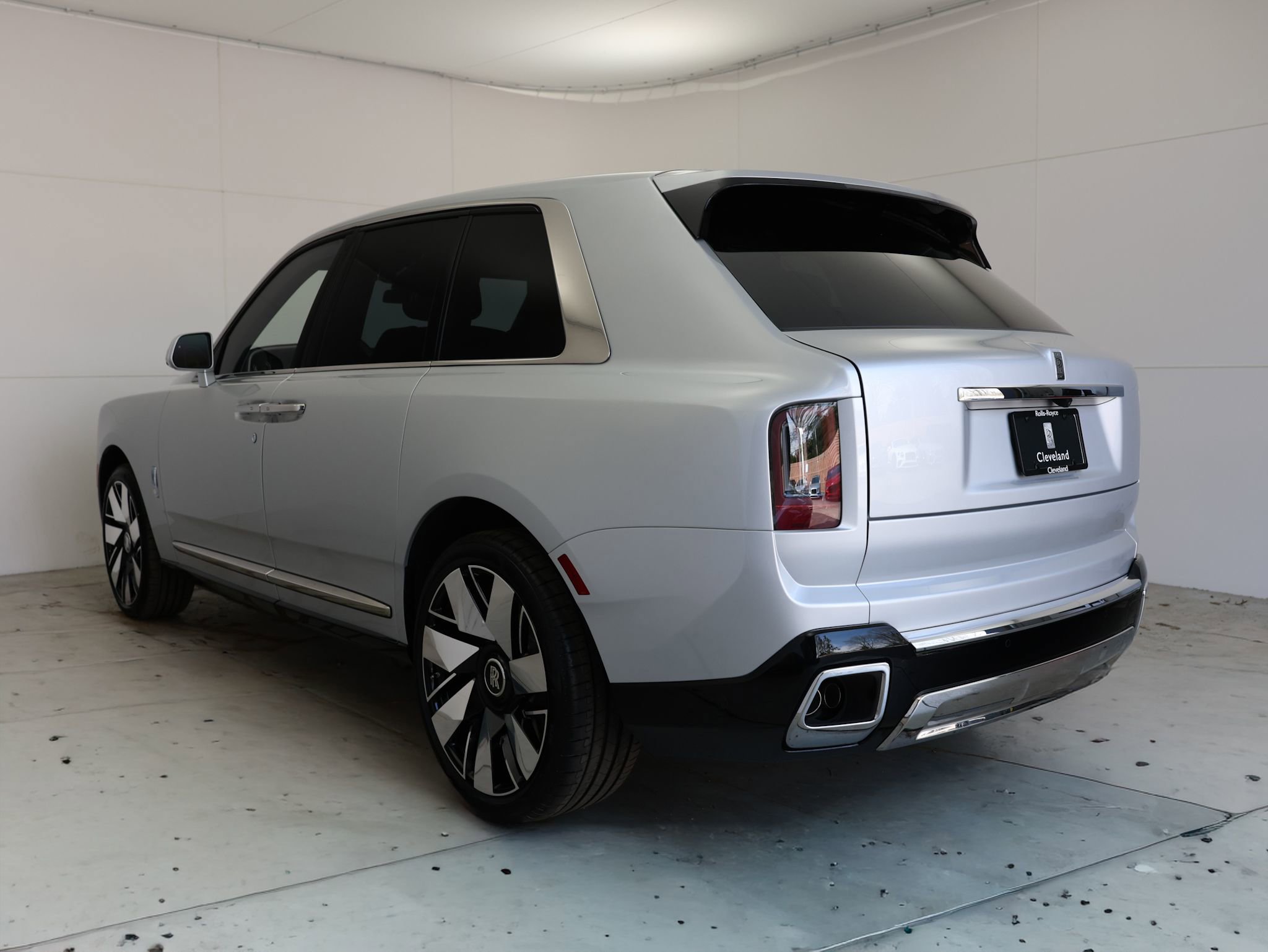 New 2026 Rolls-Royce Cullinan image 4