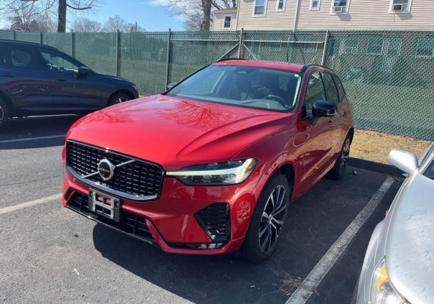 Used 2023 Volvo XC60 B5 Plus w/ Climate Package