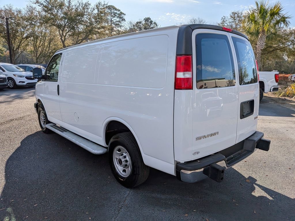 Used 2024 GMC Savana 2500 w/ Driver Convenience Package image 5