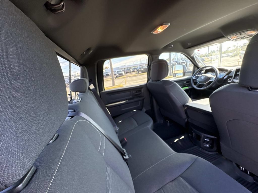 New 2026 RAM 2500 Warlock AWD/4WD image 12