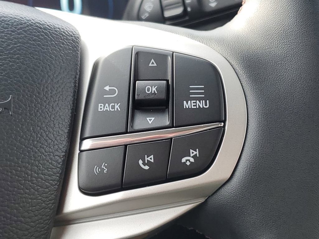 New 2026 Ford Explorer Active w/ Active Comfort Package image 13