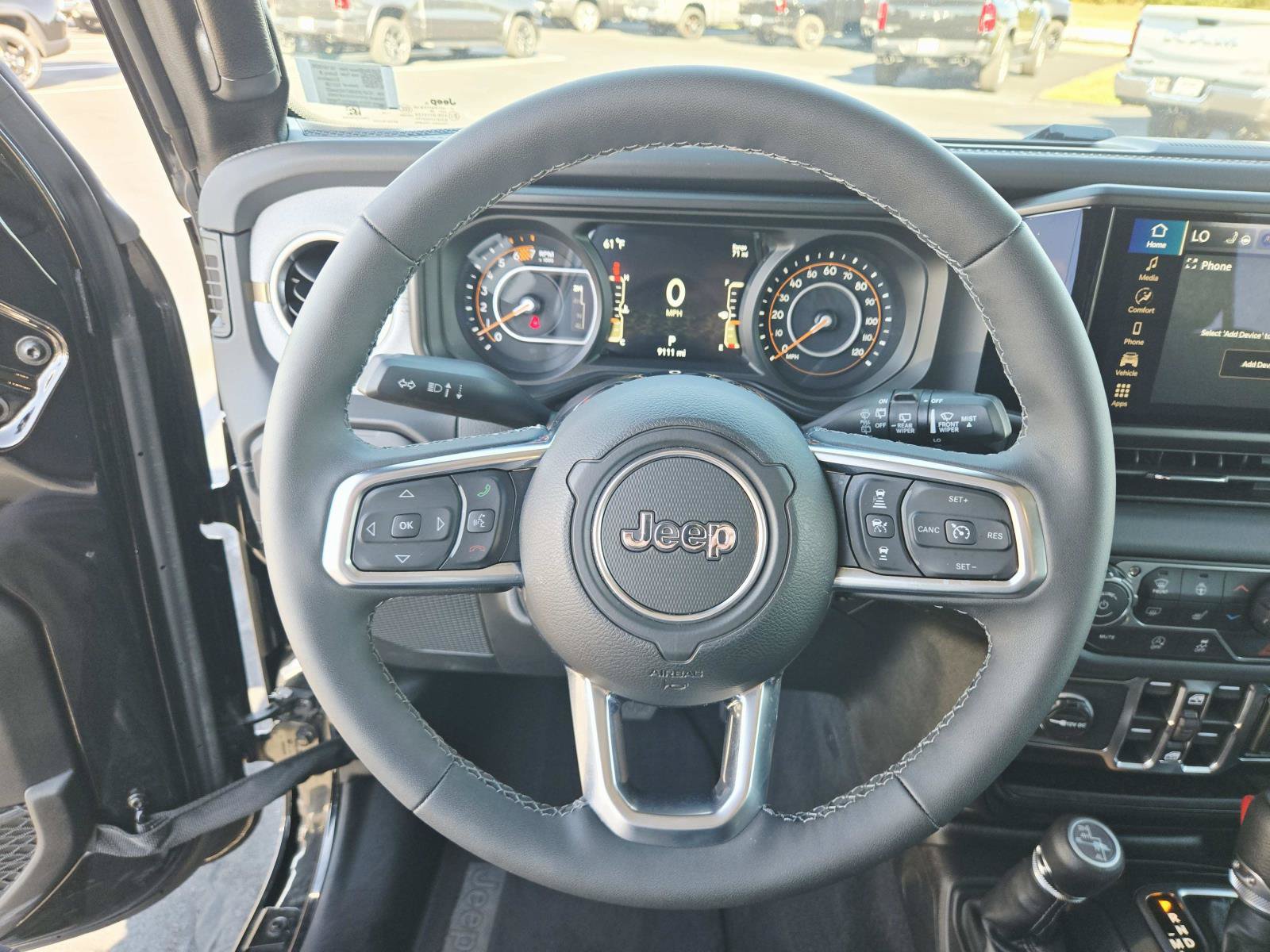 Used 2026 Jeep Wrangler Unlimited Sahara AWD/4WD image 23
