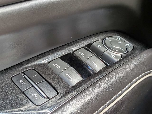 Used 2023 Cadillac Escalade Sport Platinum w/ LPO, ONYX Package AWD/4WD image 28