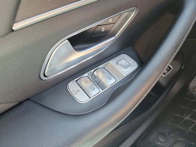 Used 2023 Mercedes-Benz GLS 450 4MATIC image 28