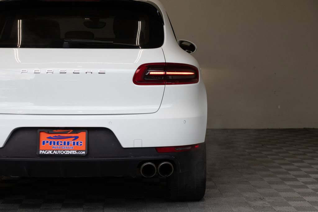 Used 2015 Porsche Macan S AWD/4WD image 12