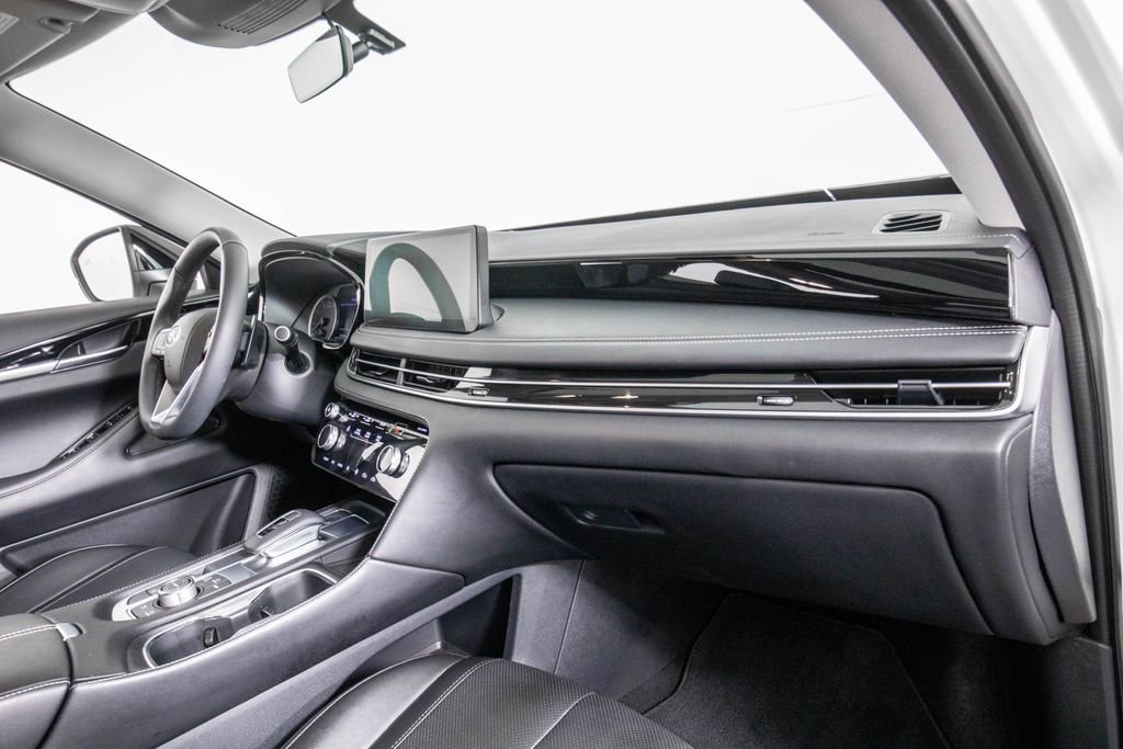 Used 2025 INFINITI QX60 Pure image 20