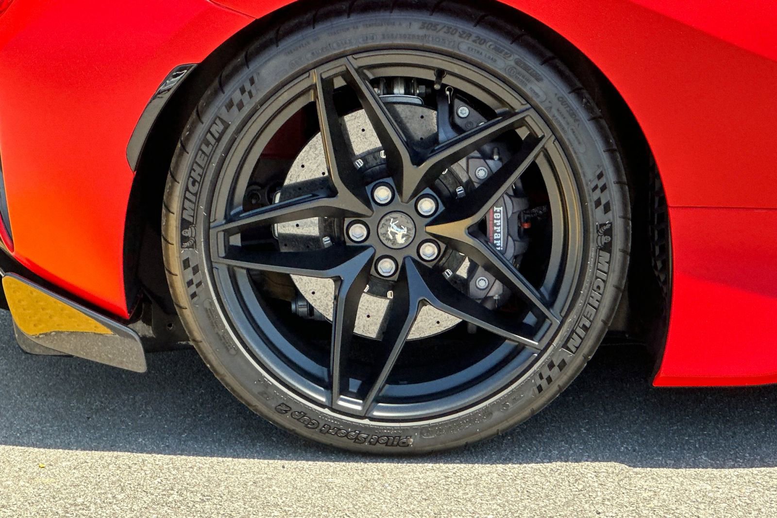 Used 2020 Ferrari 488 Pista Spider RWD image 42