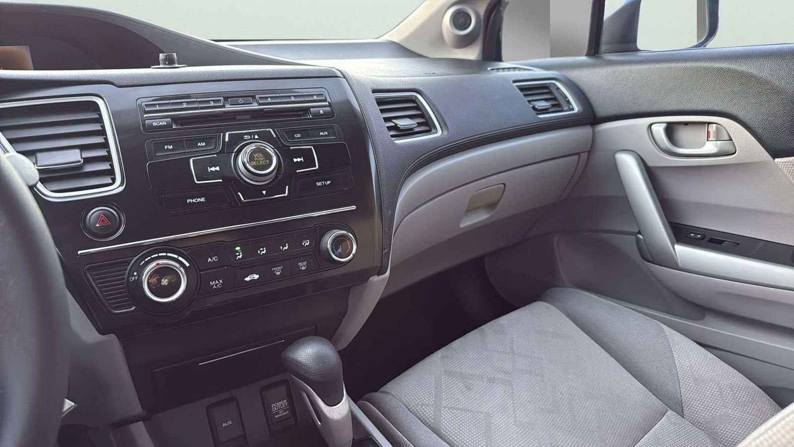 Used 2013 Honda Civic LX image 17