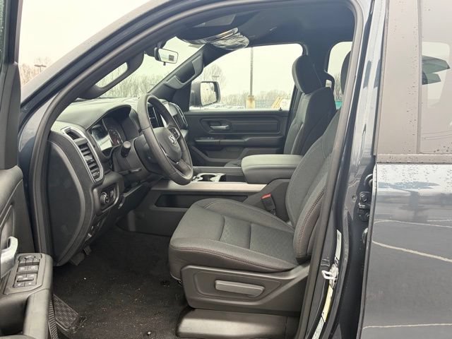 New 2026 RAM 1500 Express AWD/4WD image 15
