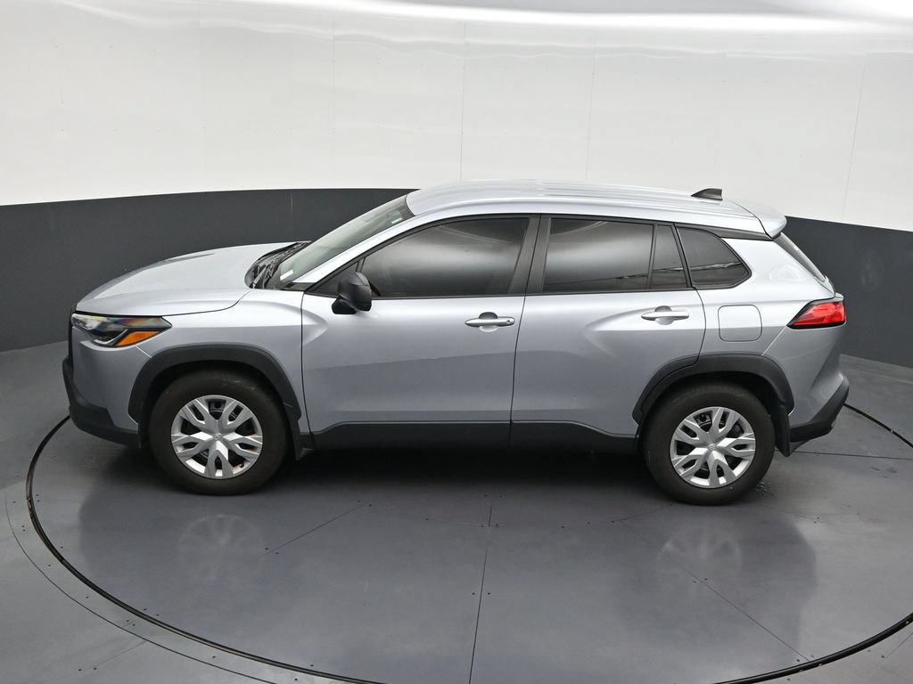 Used 2022 Toyota Corolla Cross L FWD image 16