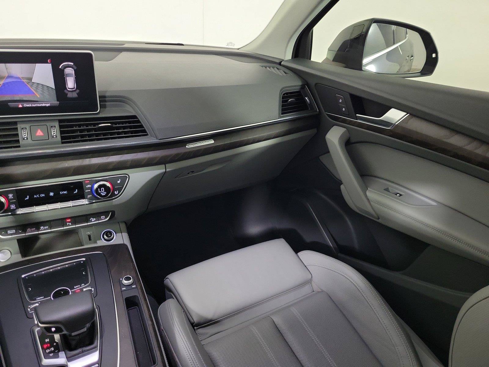 Used 2019 Audi Q5 2.0T Premium Plus w/ Premium Plus Package AWD/4WD image 17