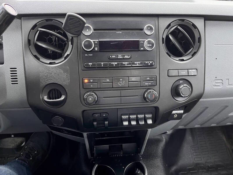 Used 2014 Ford F550 4X2 2dr Regular Cab 140.8 200. image 14