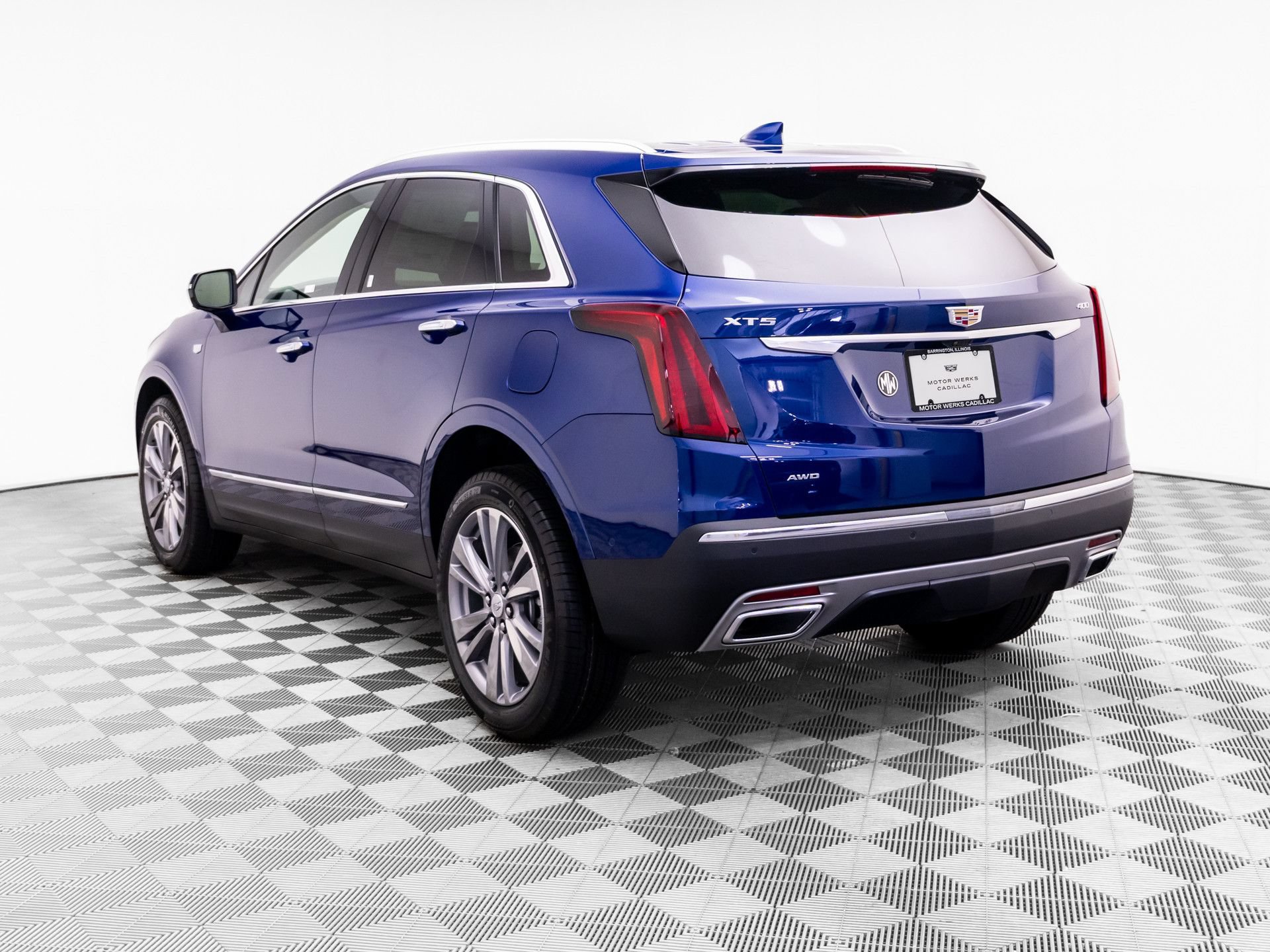 New 2026 Cadillac XT5 Premium Luxury w/ Driver Assist Package AWD/4WD video 3