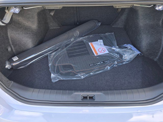New 2025 Nissan Altima 2.5 SR w/ SR Premium Package image 16