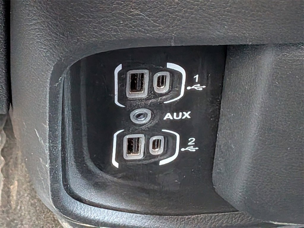 Used 2023 RAM 1500 Laramie image 23