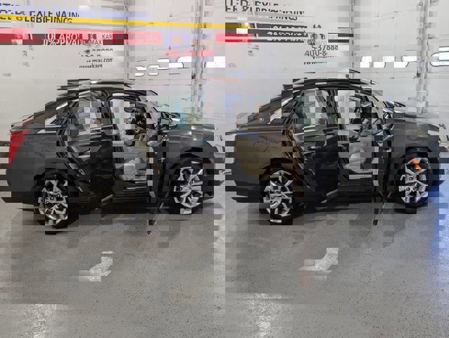 Used 2015 Cadillac XTS Luxury image 16