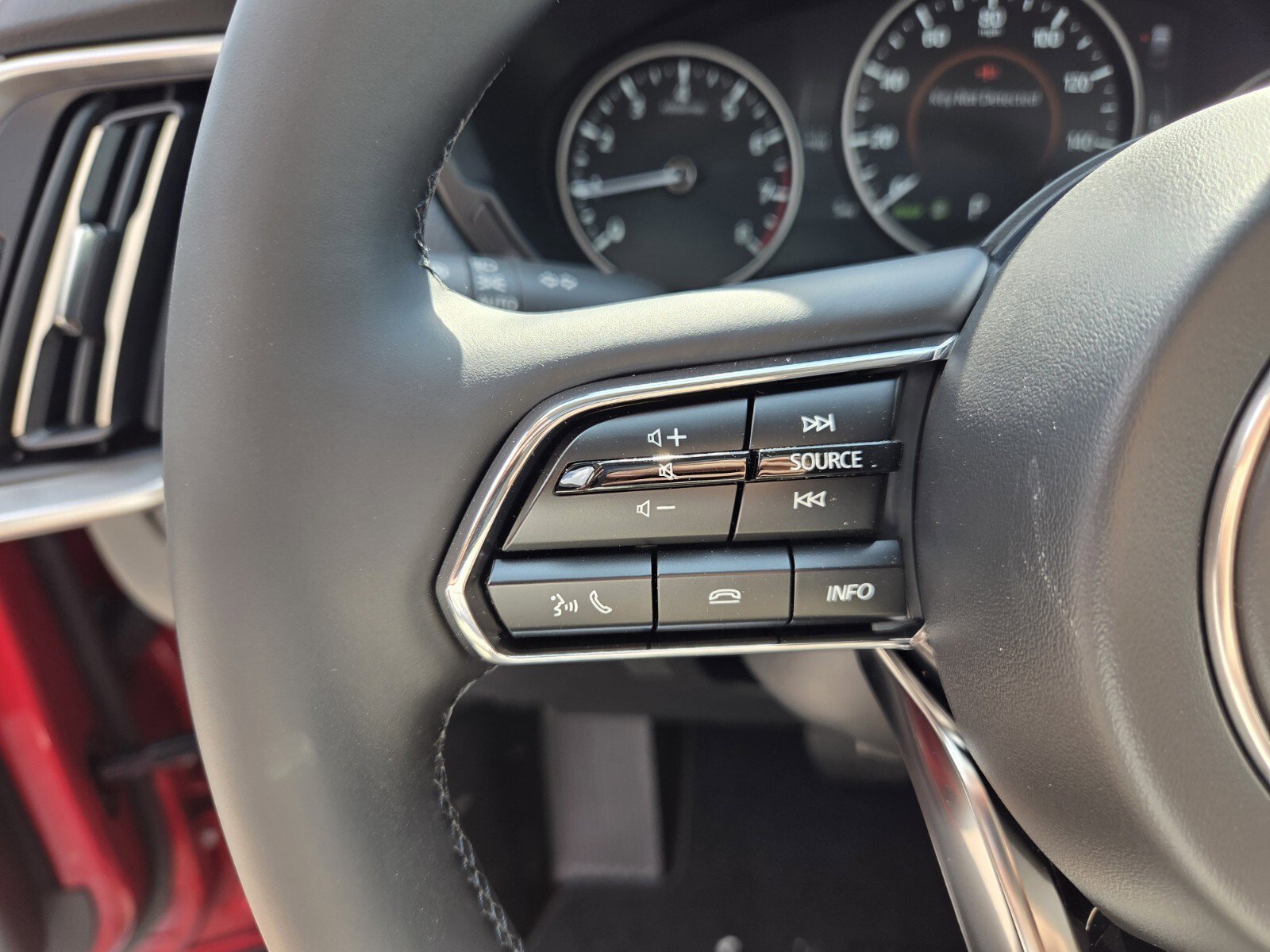 New 2026 MAZDA CX-70 3.3 Turbo w/ Preferred Package AWD/4WD image 31