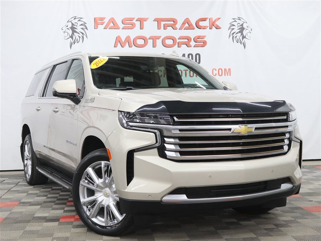 Used 2022 Chevrolet Suburban High Country AWD/4WD image 3
