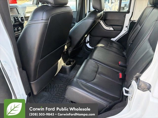 Used 2018 Jeep Wrangler Unlimited Sahara w/ Mopar Chrome Edition Group image 27