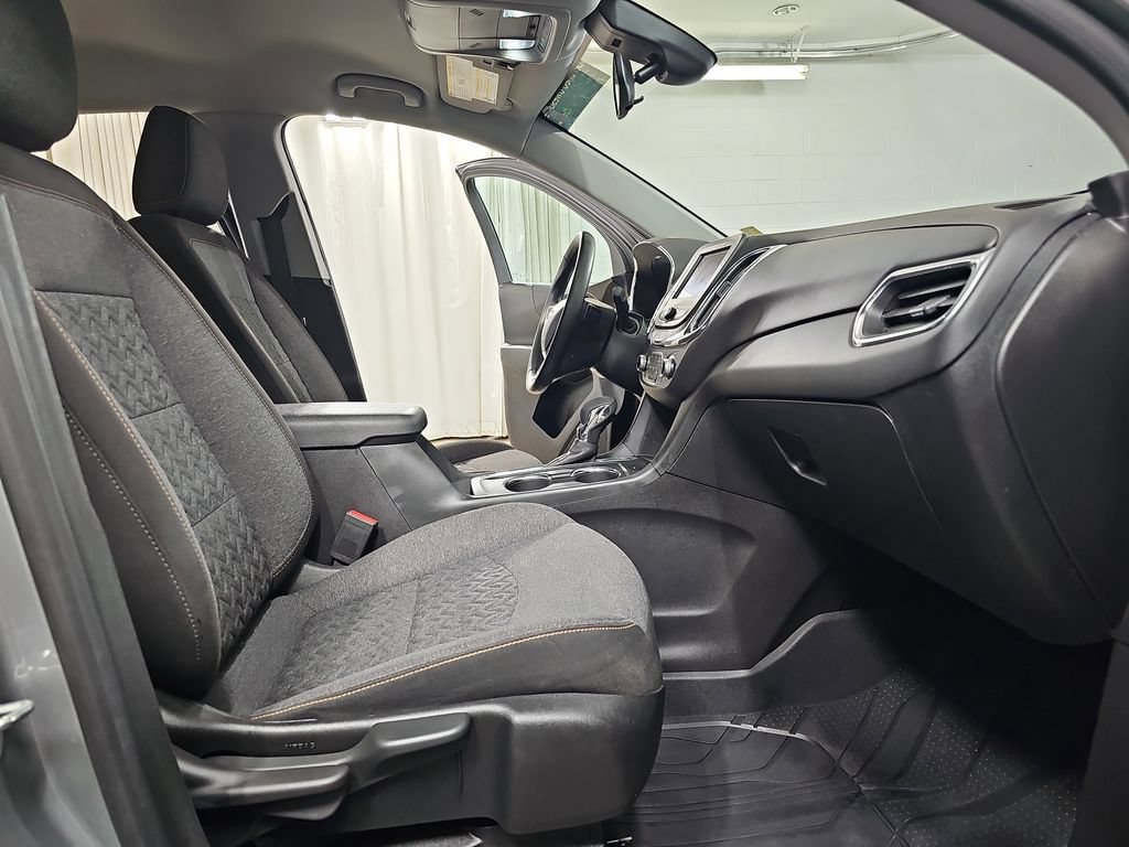 Certified 2024 Chevrolet Equinox LT w/ LPO, Floor Liner Package AWD/4WD image 13