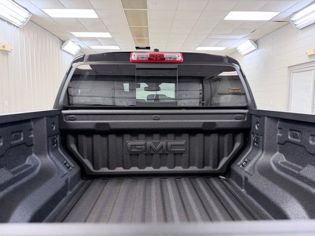New 2026 GMC Canyon Denali w/ LPO, Denali Black Edition AWD/4WD image 30