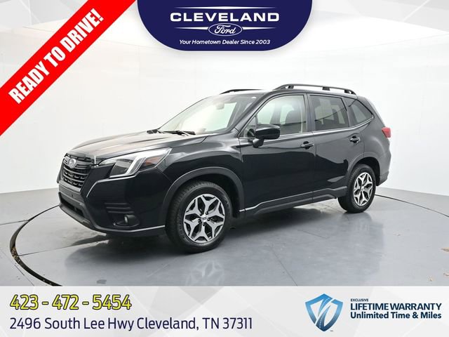 Used 2024 Subaru Forester Premium AWD/4WD image 1