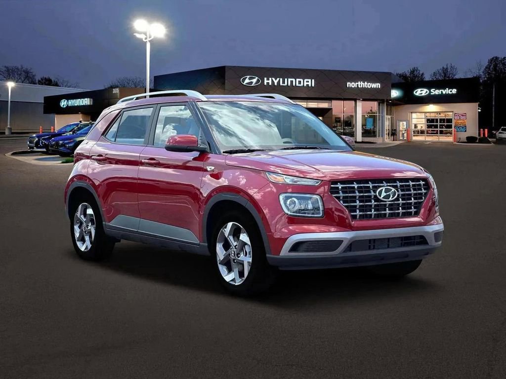 New 2025 Hyundai Venue Limited image 11