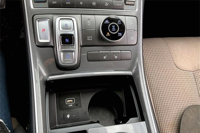 Used 2023 Hyundai Santa Fe SEL image 16